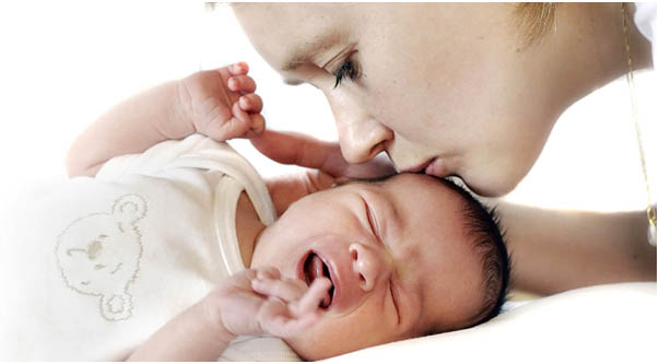 pianto e coliche bambino
